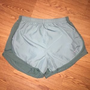 Nike Tempo Dri-Fit Shorts M